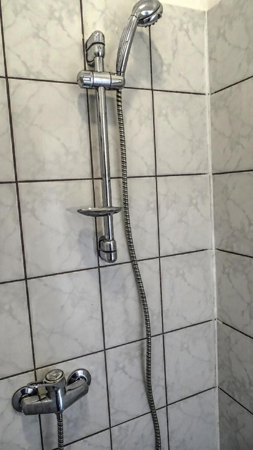 Studio Apartman I Mali Apartman Вир Екстериор снимка